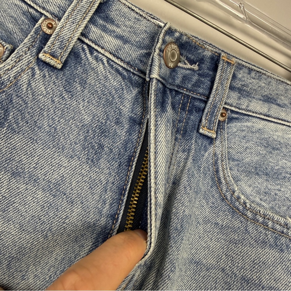 Evereve Pistola Skylark Split Front Midi Alice Denim Skirt - Picture 5 of 7